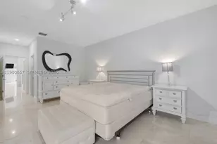 18450 NE 30th, Aventura, FL 33160 - Photo 18