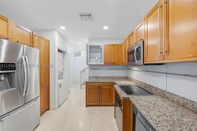 18450 NE 30th, Aventura, FL 33160 - Photo 8