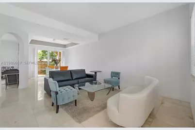 18450 NE 30th, Aventura, FL 33160 - Photo 2