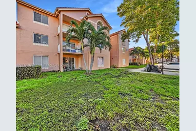 15770 SW 106th #303, Miami, FL 33196 - Photo 2