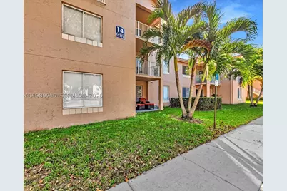 15770 SW 106th #303, Miami, FL 33196 - Photo 4