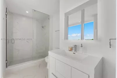 527 Orton #902, Fort Lauderdale, FL 33304 - Photo 8