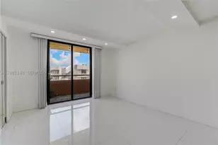 8101 Byron, Miami Beach, FL 33141 - Photo 8