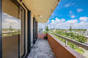 8101 Byron, Miami Beach, FL 33141 - Photo 20