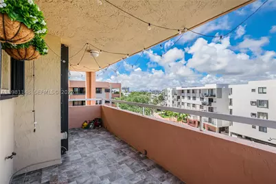 8101 Byron #509, Miami Beach, FL 33141 - Photo 22