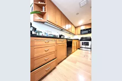 10350 W Bay Harbor #7N, Bay Harbor Islands, FL 33154 - Photo 34