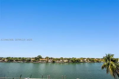 5750 Collins #4F, Miami Beach, FL 33140 - Photo 2