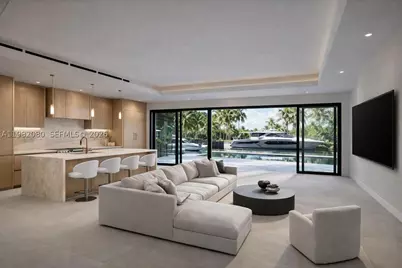 16414 NE 33rd, North Miami Beach, FL 33160 - Photo 2