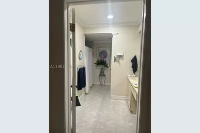 2190 SW 22, Miami, FL 33145 - Photo 32