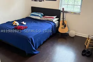424 NE 194th, Miami, FL 33179 - Photo 8