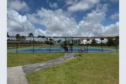 424 NE 194th, Miami, FL 33179 - Photo 24