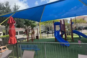 424 NE 194th, Miami, FL 33179 - Photo 22