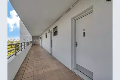 500 Three Islands #226, Hallandale Beach, FL 33009 - Photo 2