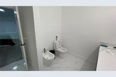 11581 SW 10th, Pembroke Pines, FL 33025 - Photo 22
