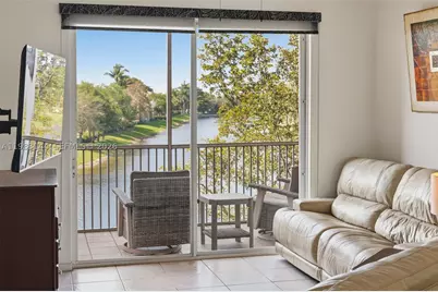 7765 Yardley #313, Tamarac, FL 33321 - Photo 26