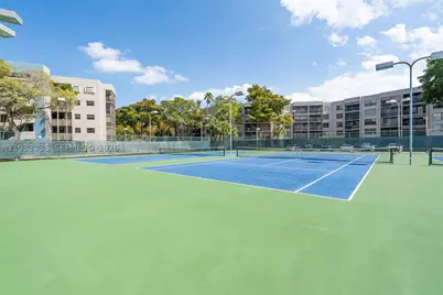 1000 Colony Point #203, Pembroke Pines, FL 33026 - Photo 54
