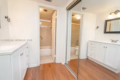 1000 Colony Point #203, Pembroke Pines, FL 33026 - Photo 28