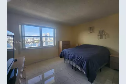 401 Golden Isles #1114, Hallandale Beach, FL 33009 - Photo 16