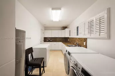9000 Arvida, Coral Gables, FL 33156 - Photo 36