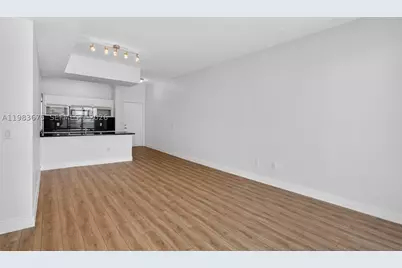 950 Brickell Bay #4100, Miami, FL 33131 - Photo 14