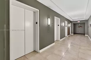 950 Brickell Bay, Miami, FL 33131 - Photo 4
