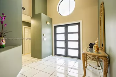 930 NW 197th, Pembroke Pines, FL 33029 - Photo 8