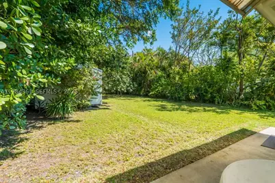 222 SW 7th, Dania Beach, FL 33004 - Photo 22