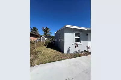 361 NW 16th, Pompano Beach, FL 33060 - Photo 2