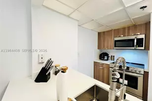 540 Brickell Key, Miami, FL 33131 - Photo 16