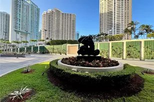 540 Brickell Key, Miami, FL 33131 - Photo 28