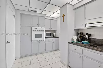 3233 NE 34th #1207, Fort Lauderdale, FL 33308 - Photo 16