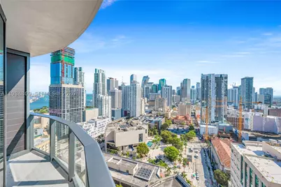 121 NE 5th #3005, Miami, FL 33130 - Photo 8