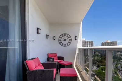 3675 N Country Club #1907, Aventura, FL 33180 - Photo 20