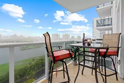 3675 N Country Club #1907, Aventura, FL 33180 - Photo 18