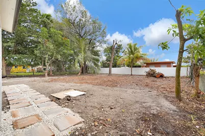 1830 NW 135th, Miami, FL 33167 - Photo 20