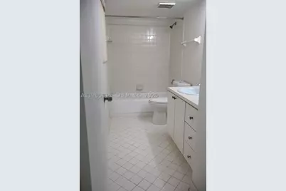 [Address not provided], Oakland Park, FL 33309 - Photo 16