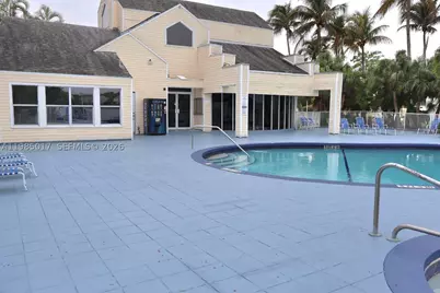 [Address not provided], Oakland Park, FL 33309 - Photo 6
