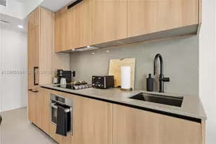 121 NE 5th, Miami, FL 33132 - Photo 12