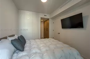 121 NE 5th, Miami, FL 33132 - Photo 14