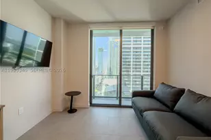 121 NE 5th, Miami, FL 33132 - Photo 8