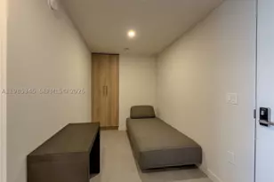 121 NE 5th, Miami, FL 33132 - Photo 16