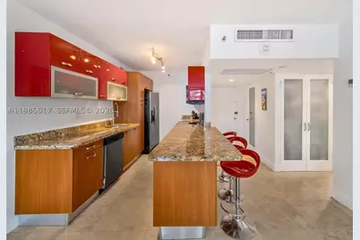 100 Lincoln #308, Miami Beach, FL 33139 - Photo 6