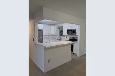 601 Ives Dairy #103-8, Miami, FL 33179 - Photo 32