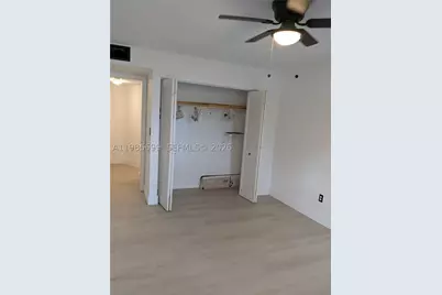 601 Ives Dairy #103-8, Miami, FL 33179 - Photo 26