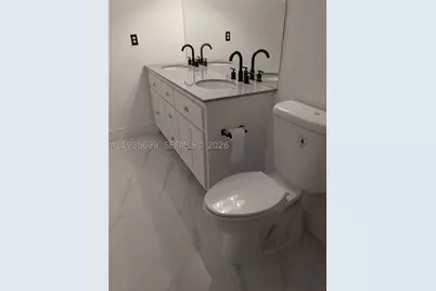 601 Ives Dairy #103-8, Miami, FL 33179 - Photo 8