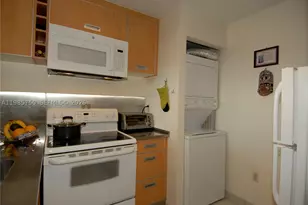 600 NE 36th, Miami, FL 33137 - Photo 8
