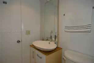 600 NE 36th, Miami, FL 33137 - Photo 14