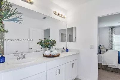 6730 Equinox, North Fort Myers, FL 33917 - Photo 4