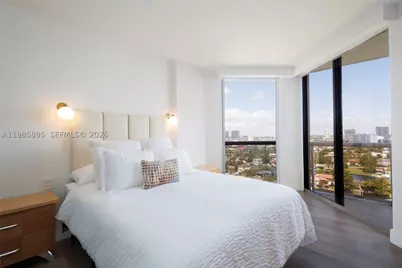 3640 Yacht Club #1701, Aventura, FL 33180 - Photo 18