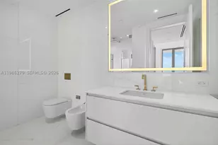 300 Biscayne Blvd, Miami, FL 33131 - Photo 30